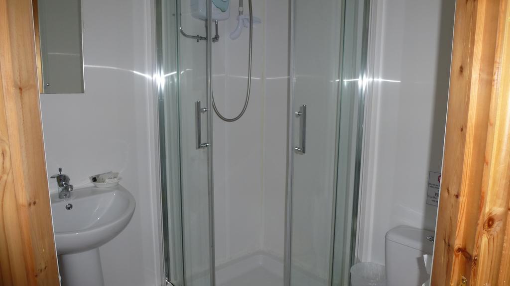 קולווין ביי Whitehall Guest House מראה חיצוני תמונה
