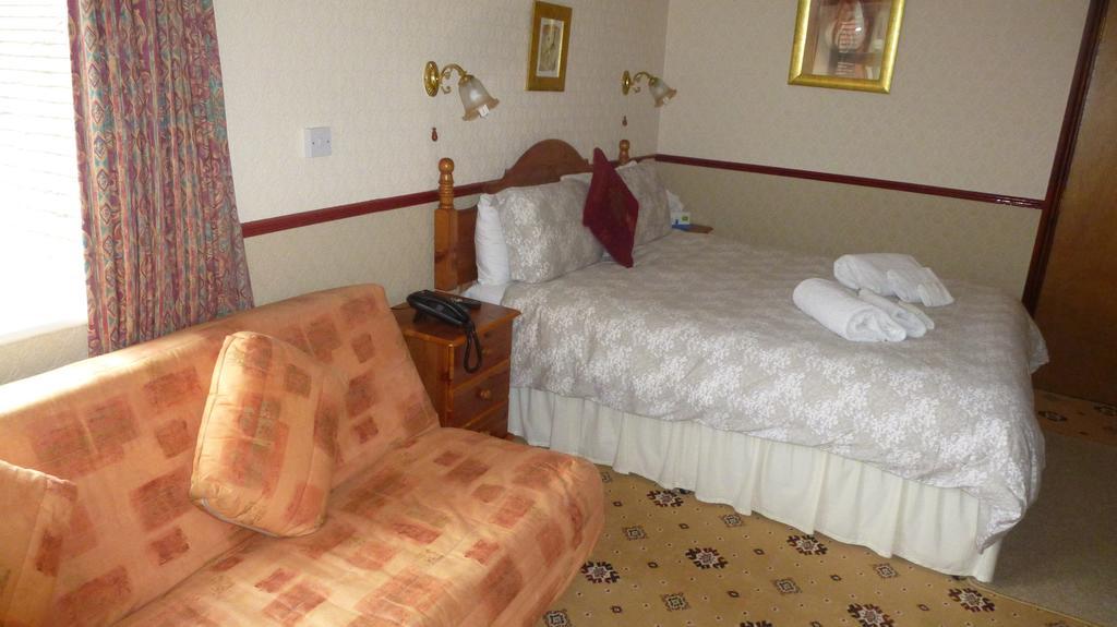 קולווין ביי Whitehall Guest House מראה חיצוני תמונה