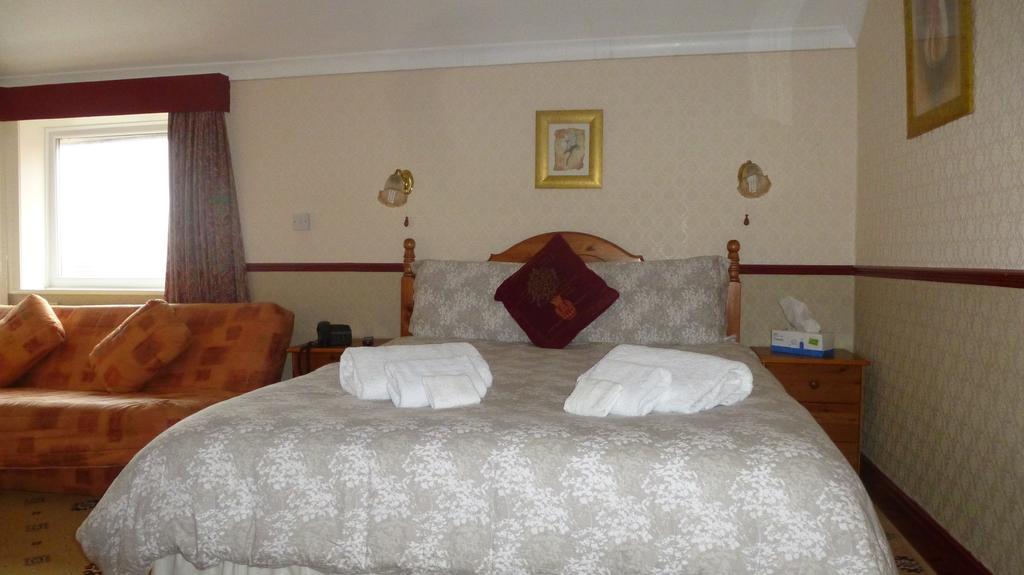 קולווין ביי Whitehall Guest House מראה חיצוני תמונה