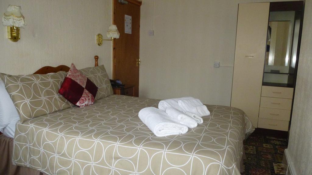 קולווין ביי Whitehall Guest House מראה חיצוני תמונה