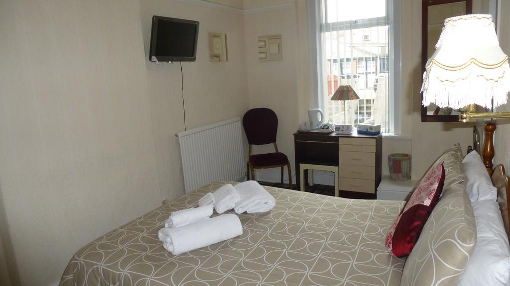 קולווין ביי Whitehall Guest House מראה חיצוני תמונה