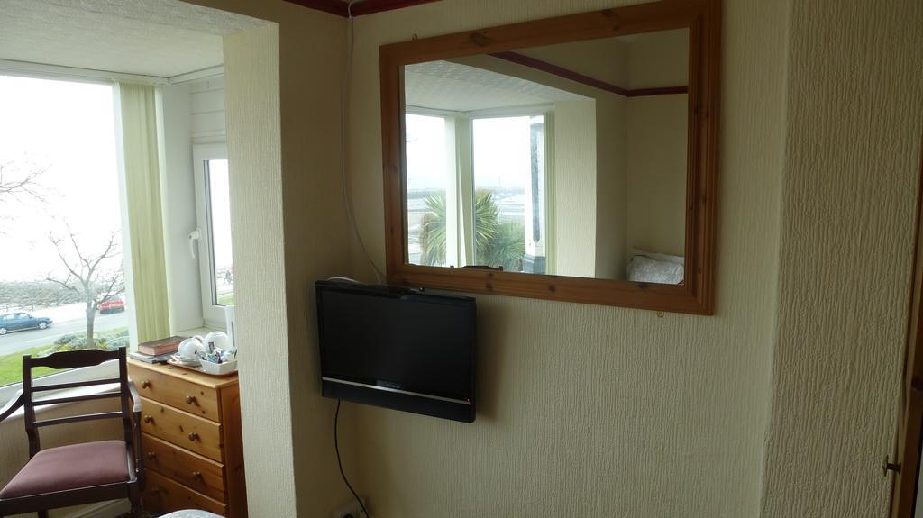 קולווין ביי Whitehall Guest House מראה חיצוני תמונה